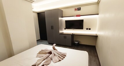 Nusantara Perintis Bogor By Reccoma Room Type - Double Bed Deluxe Room Nusantara Perintis Bogor By Reccoma Room Type - Double Bed Deluxe Room