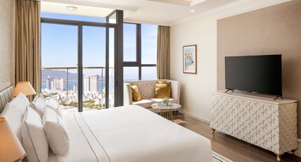 Melia Vinpearl Danang Riverfront Room Type - Deluxe Room (3 Adults)