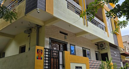 River Stone Home Stay Room Type - DELUXE TRIPLE ROOM