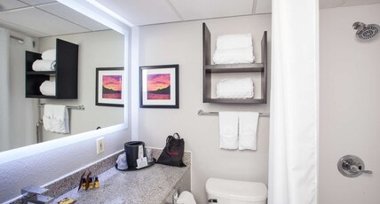 Best Western Plus Sun Canyon Room Type - 2 Queen Beds, Non-Smoking, Corner Room, Kitchenette, Pillow Top Mattress, Full Breakfast Best Western Plus Sun Canyon Room Type - 2 Queen Beds, Non-Smoking, Corner Room, Kitchenette, Pillow Top Mattress, Full Breakfast