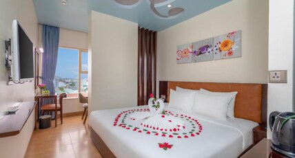 ANFADA Hotel Danang Room Type - Deluxe Double Room with City View