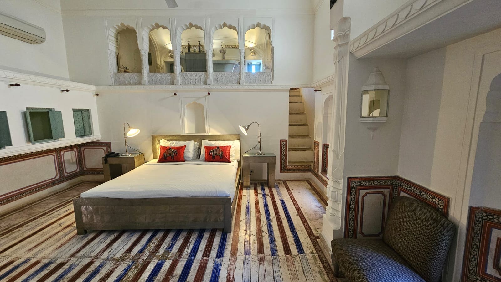 Vivaana Culture Hotel - Tap to explore photos