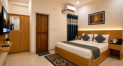 Shri Jagannath Palace Ayodhya Room Type - Deluxe Room