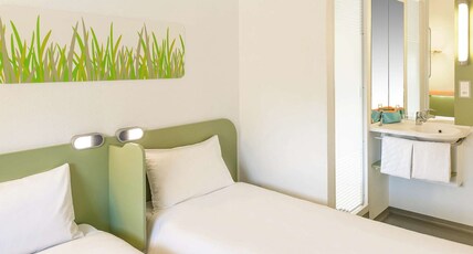 Ibis Budget Lugano Paradiso Room Type - Room with twin beds (31