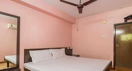 Mayura Residency Room Type - Double AC