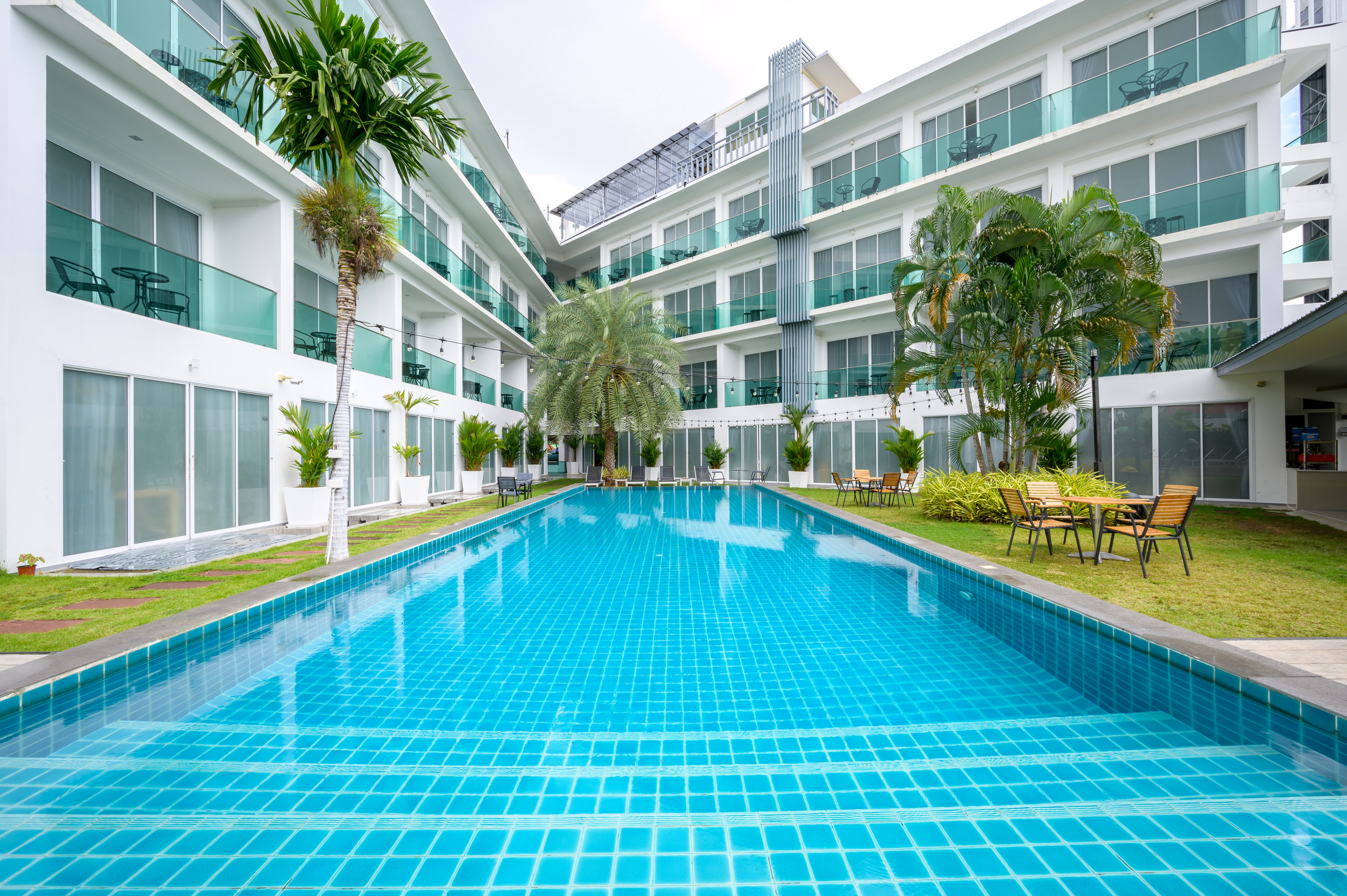 Cozy Resort - A Boutique Hotel - Tap to explore photos