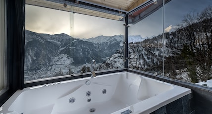 Echor Himalayan Sky Cabins Sethan Manali Room Type - Himalayan Sunrise Cabins with Jacuzzi