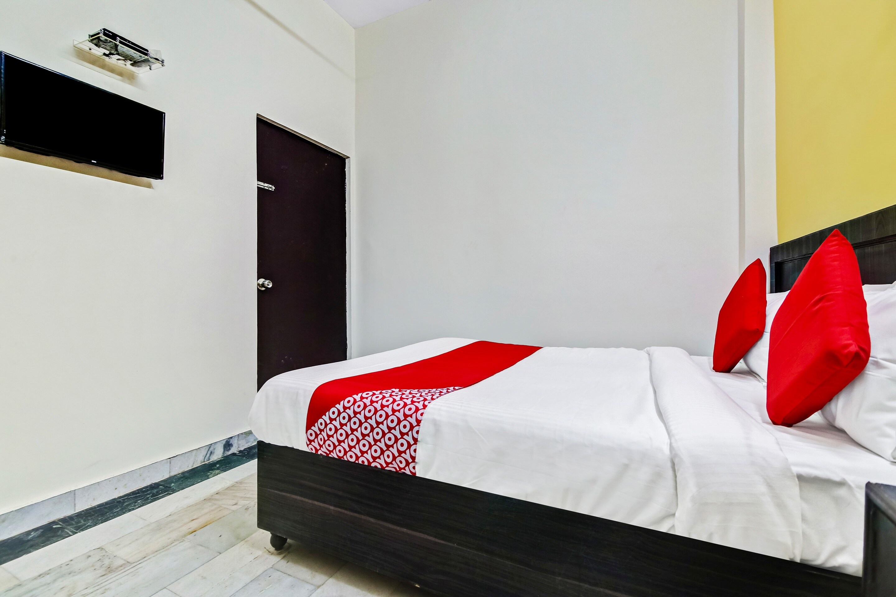 Hotel O Pallavi Residency - Tap to explore photos