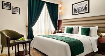 Deventure Sarovar Portico Patel Nagar Room Type - Executive room - 1 Double Bed
