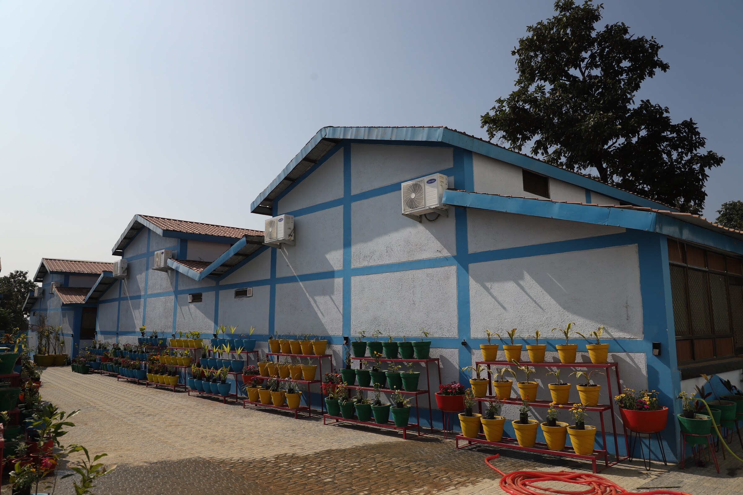 Mrignayani Farm Stay Resort Kanha - Tap to explore photos