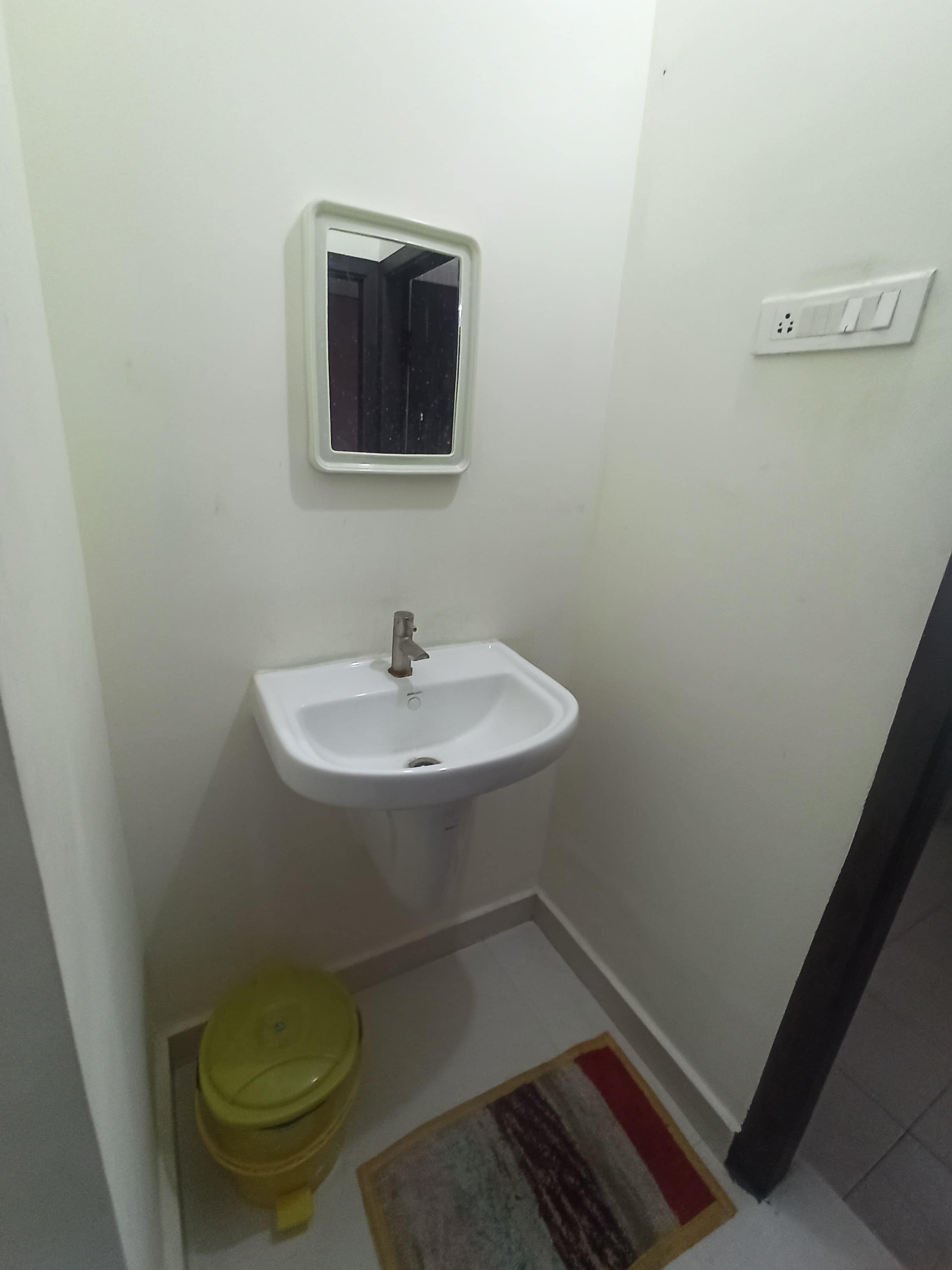 Shree Service Apartment - Tap to explore photos
