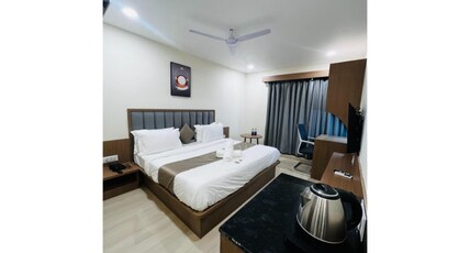 Hotel SR Pride Room Type - Classic Room