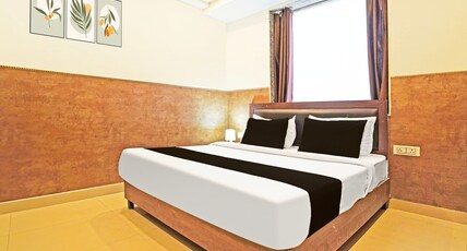 Collection O Tilak Nagar Near Pacific Mall Room Type - Classic