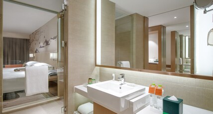 Holiday Inn CHENGDU HIGH-TECH CENTER Room Type - Premium Room