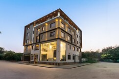 Photos of Skyearth Hotel Indore