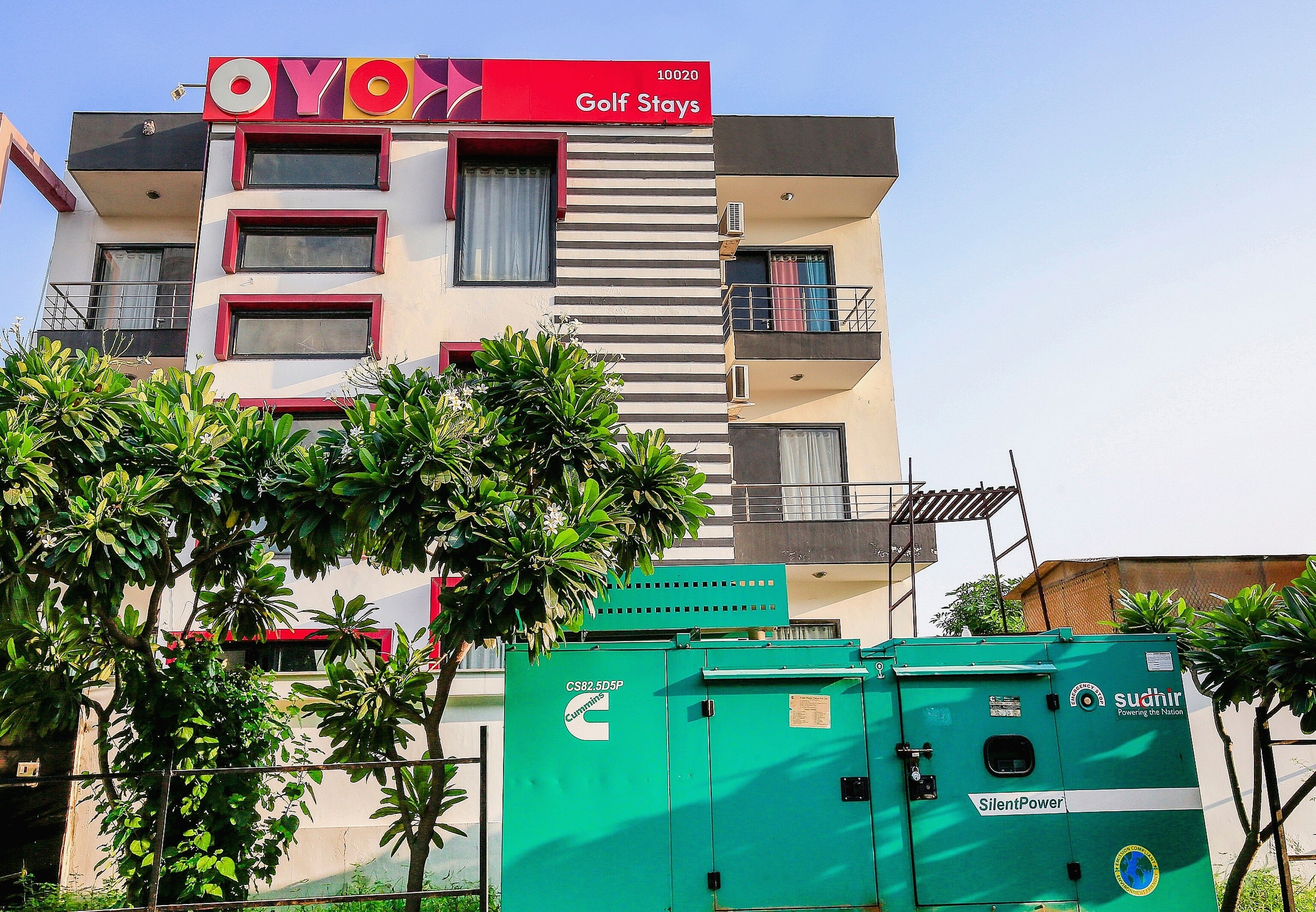 Hotel O Golf Stays Near Aravali Biodiversity Park - Tap to explore photos