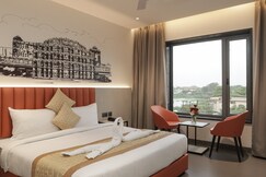 Lakefront Hotel By Brijwasi