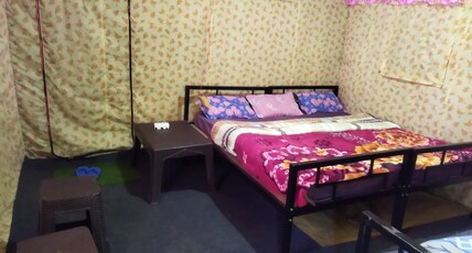 Buddy Hikers Stay Badrinath Room Type - Tent 1
