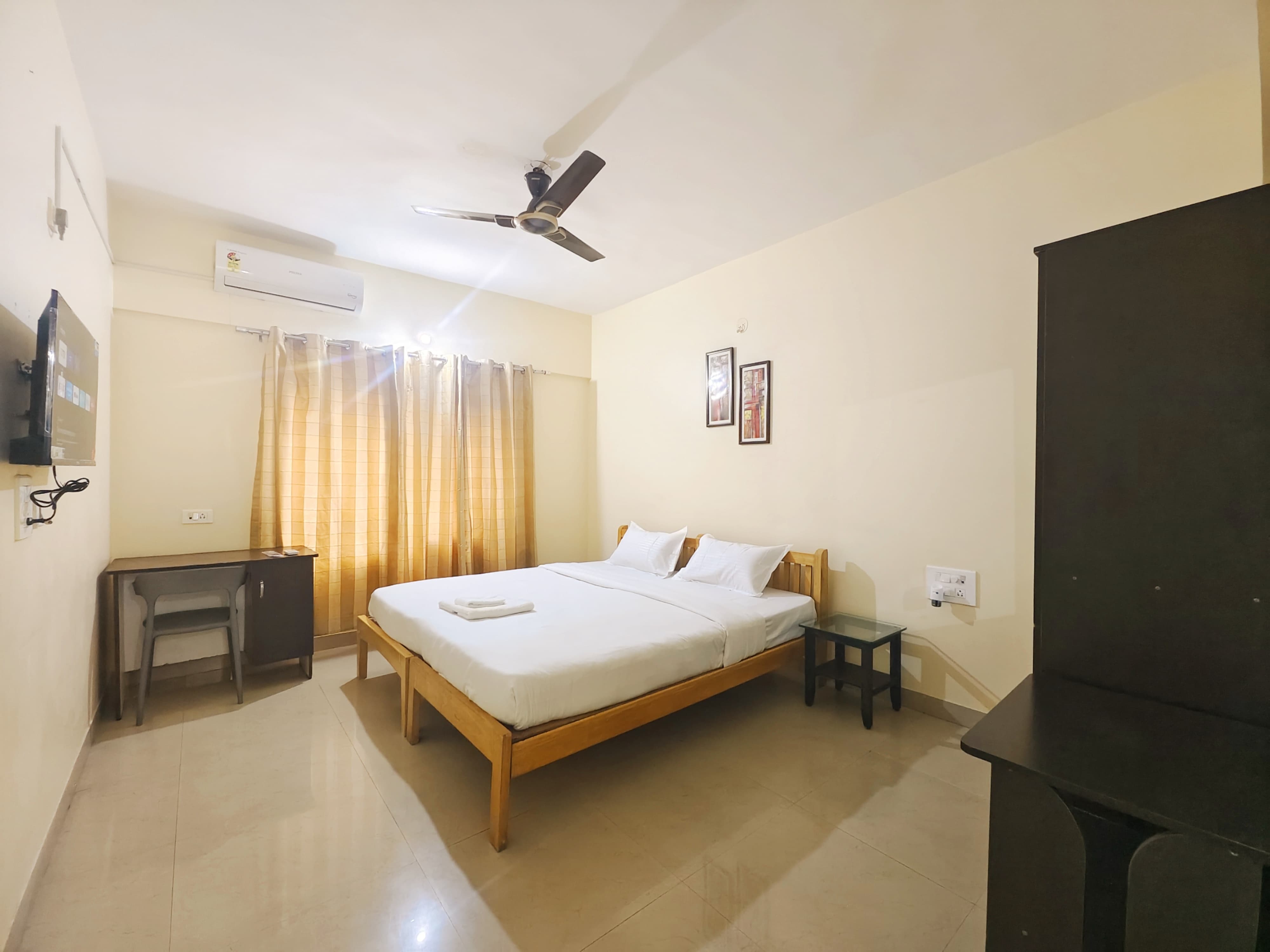 Private Room In Viman Nagar - Tap to explore photos