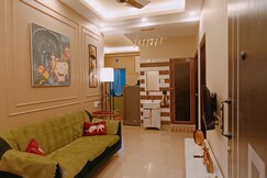 Rooms of Golpo griha
