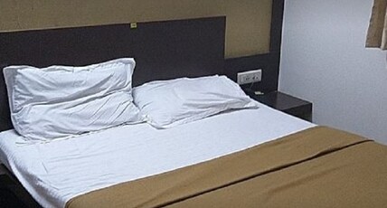 Ahmednagar Gymkhana Room Type - Standard A/C room