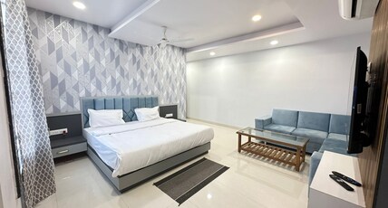 HOTEL NIRVANA Room Type - Suite Room