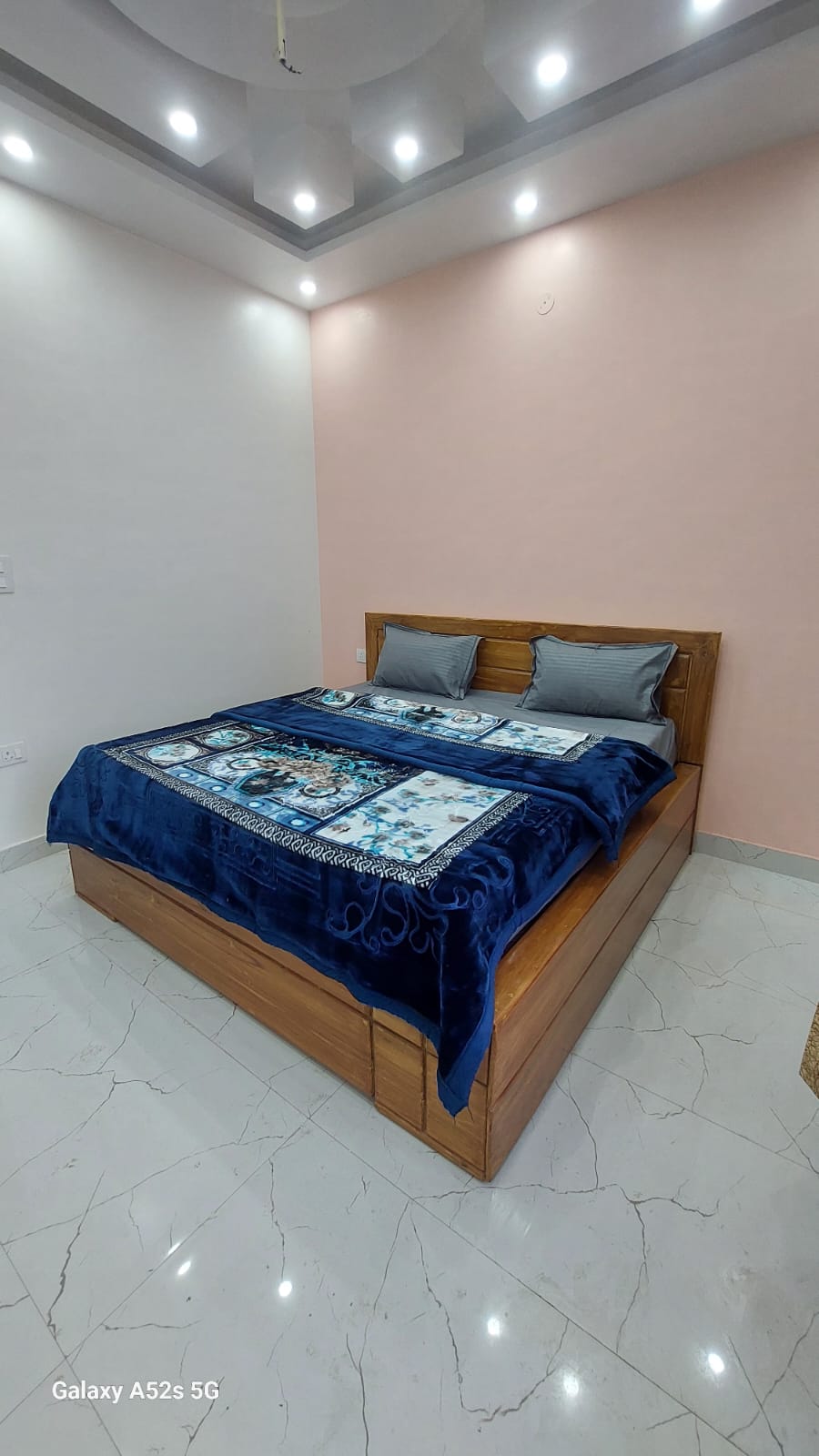 Himalayan View Stay 1Bhk By Shipra Hospitality - Tap to explore photos