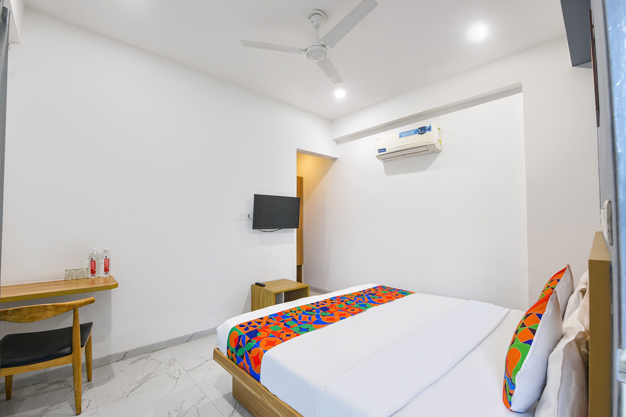 FabHotel Roost Stay - Tap to explore photos
