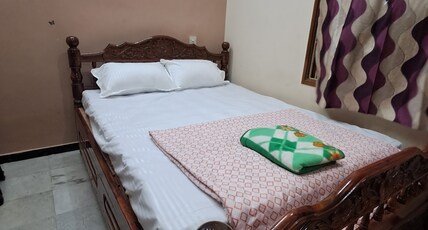 OVIYA'S INN Room Type - Double Economy