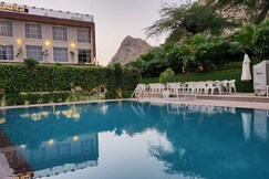 Alwar Vanyaevilas ( A Luxury Boutique Resort )