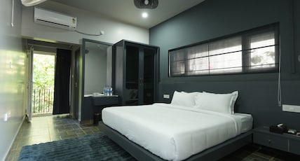 Golf Valley Luxury Resort Wayanad Room Type - Bandit Family Suite Room Ac with Balcony Golf Valley Luxury Resort Wayanad Room Type - Bandit Family Suite Room Ac with Balcony