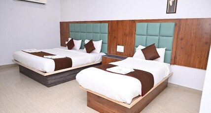 Hotel Pavani Residency Room Type - Luxury Triple Bed Room