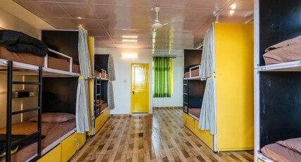The Hosteller Bir | Rooms & Dorms Room Type - Bed in 8 Bed Mixed Dormitory