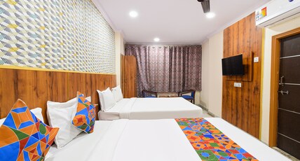 FabHotel Kanak International Room Type - Suite Room