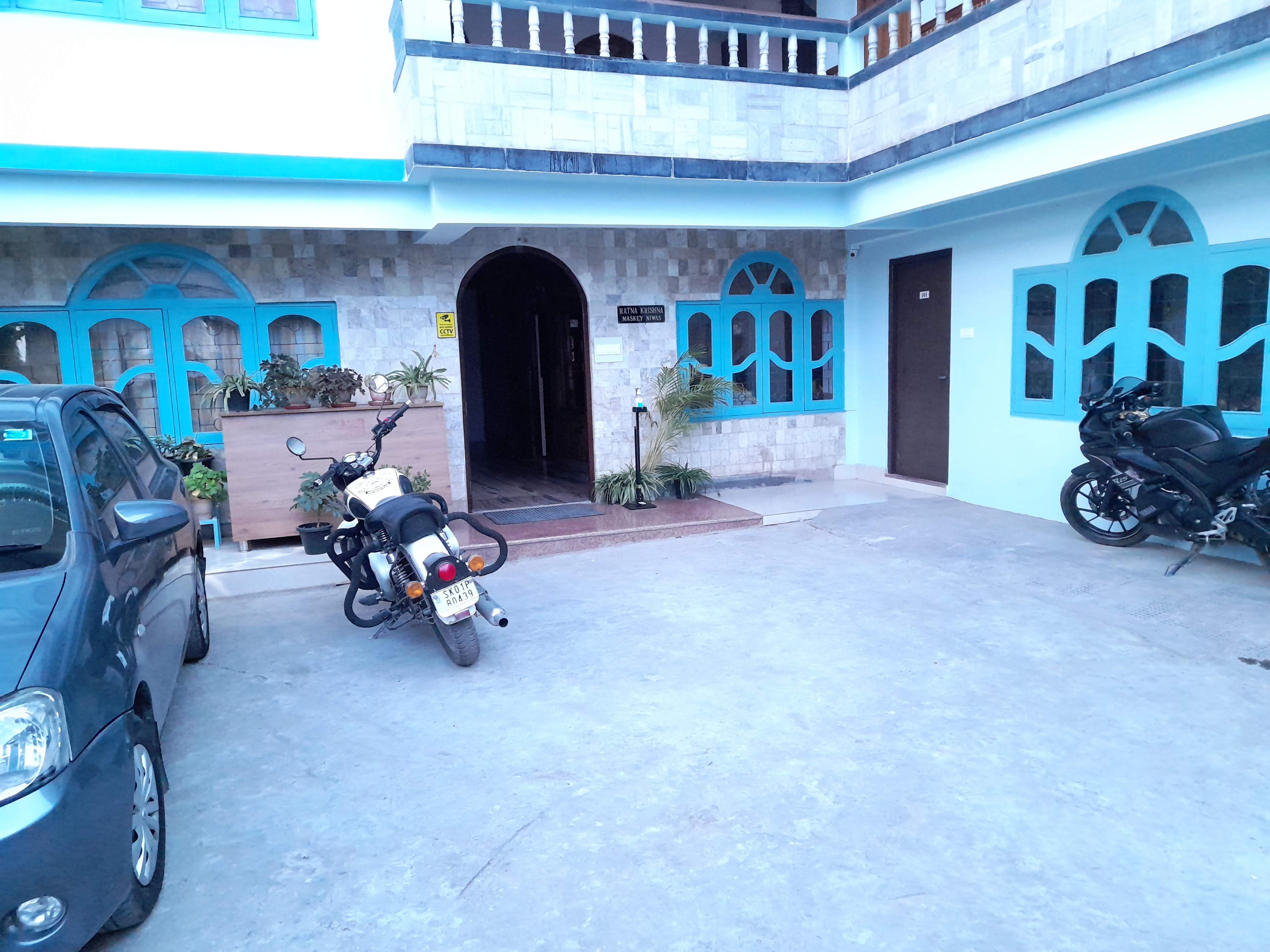 Hotel Krishna Heritage - Tap to explore photos