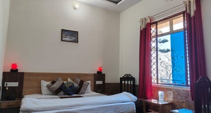 Sunny Pines Resort Room Type - Deluxe Room(Without balcony)