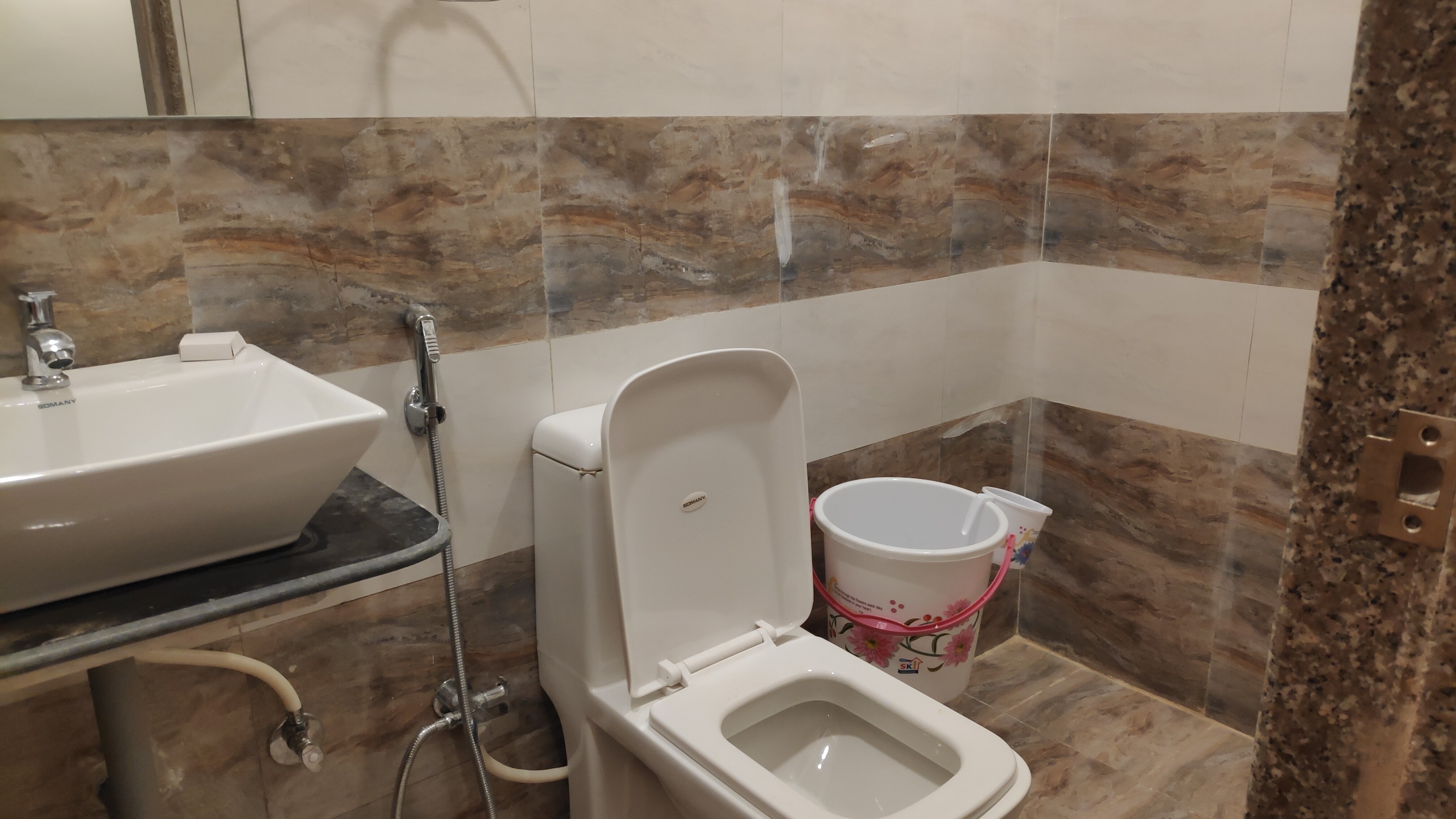 Hotel Ram Rakhi and Gargi Garden - Tap to explore photos