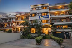 FabHotel Aashraye