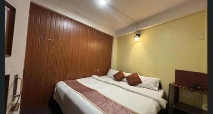 PURNI HOTEL DARJEELING Room Type - Budget double room