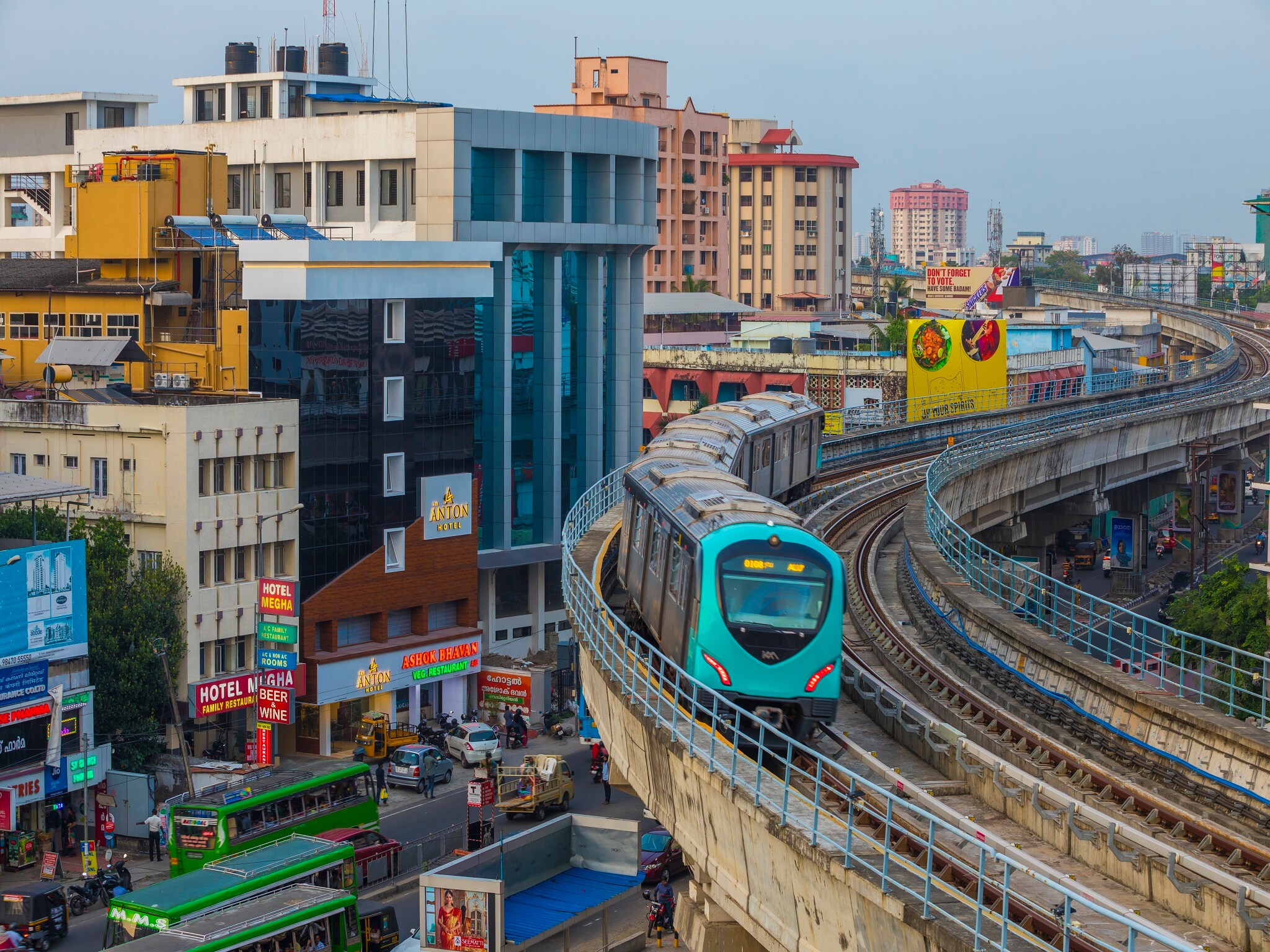 The Anton Hotel - Tap to explore photos