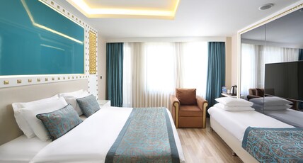 Great Fortune Hotel and Spa Room Type - Superior Triple Room with Balcony Great Fortune Hotel and Spa Room Type - Superior Triple Room with Balcony