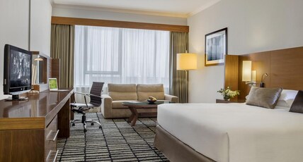 Jumeira Rotana Room Type - Guest Room - King Bed