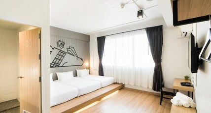 Marwin Villa Hotel Room Type - Deluxe Triple room