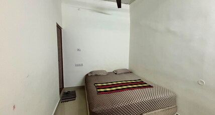 Chandra guest House Room Type - Bedroom 1