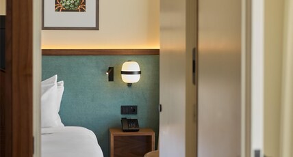 Duo Hotel Lisbon, Curio Collection by Hilton Room Type - FAMILY CONNECTING ROOM