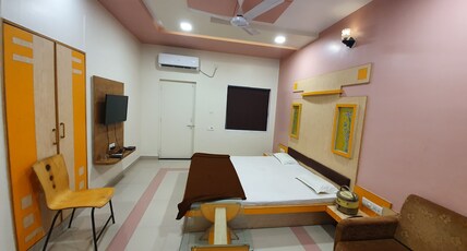 Hotel Ambar Room Type - Elegance Room