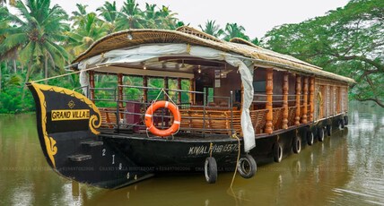 Grand Villa Houseboat Room Type - Two BedRoom AC Premium Houseboat