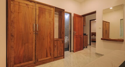 Redstone Villa Room Type - Deluxe Room