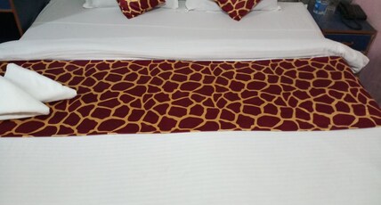 Hotel Dimple Room Type - Deluxe Non AC Room