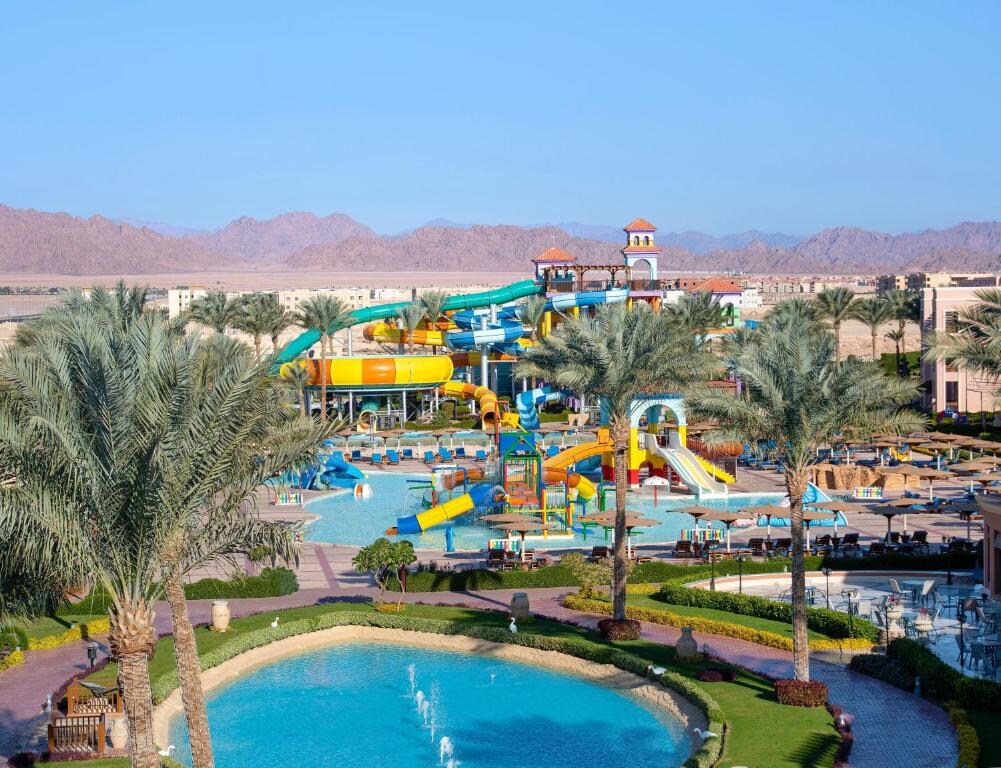 Charmillion Club Aqua Park - Tap to explore photos